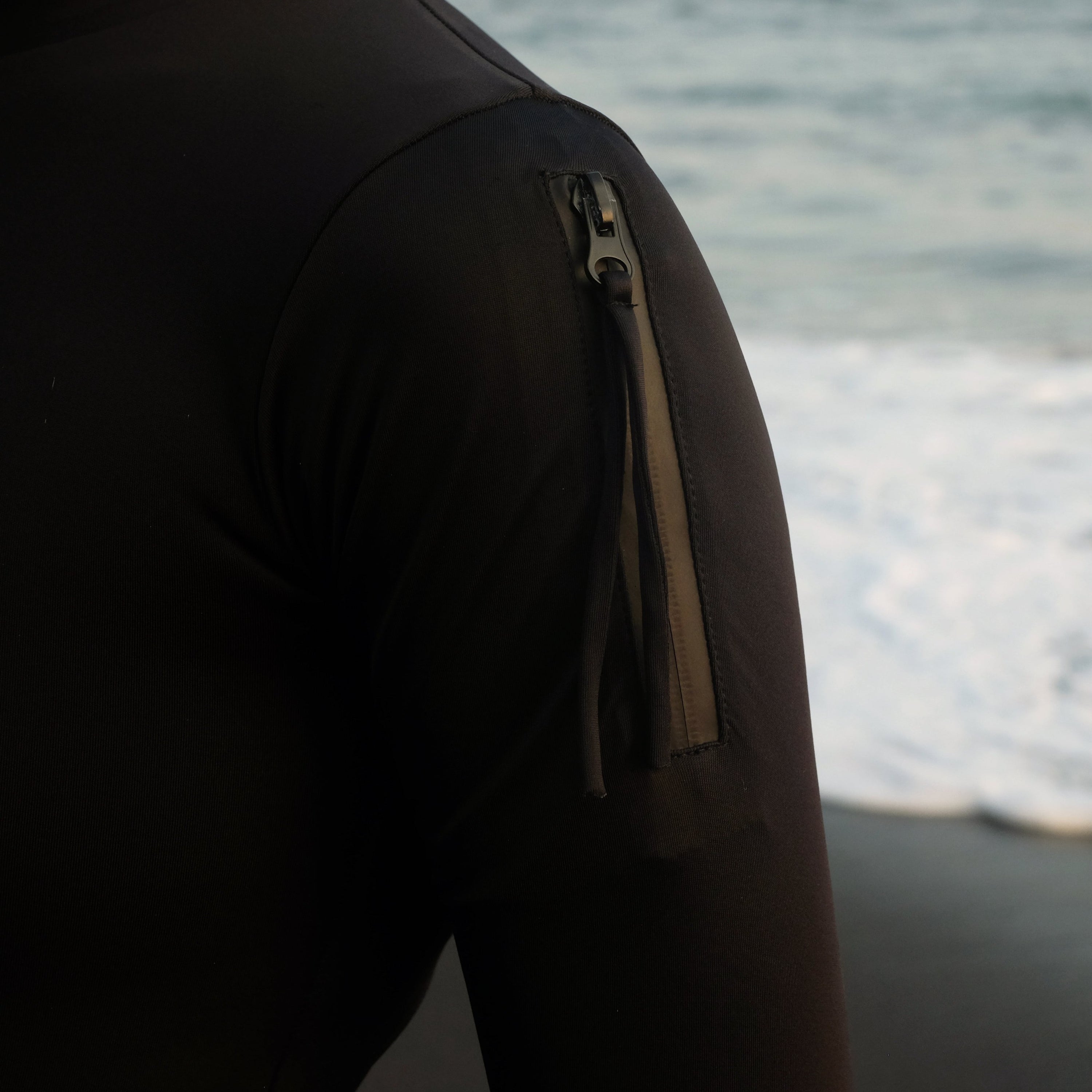 Ninefoot Studio Serangan surf swimsuit onepiece Black | One piece