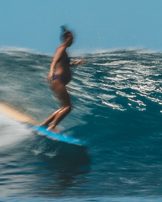Kelia Moniz surfing pregnant in Hawaii