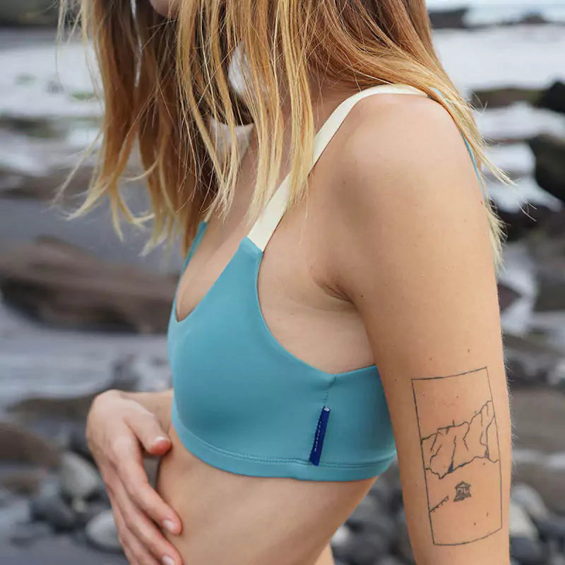 Nias Surf Bikini Top in stone Blue | Women Surfing Swimsuit | Ninefootstudio